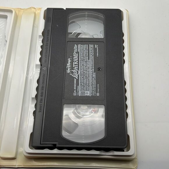 Walt Disney Lady and the Tramp (VHS, 1998, Cinemascope Version) Masterpiece‎ - Picture 4 of 4